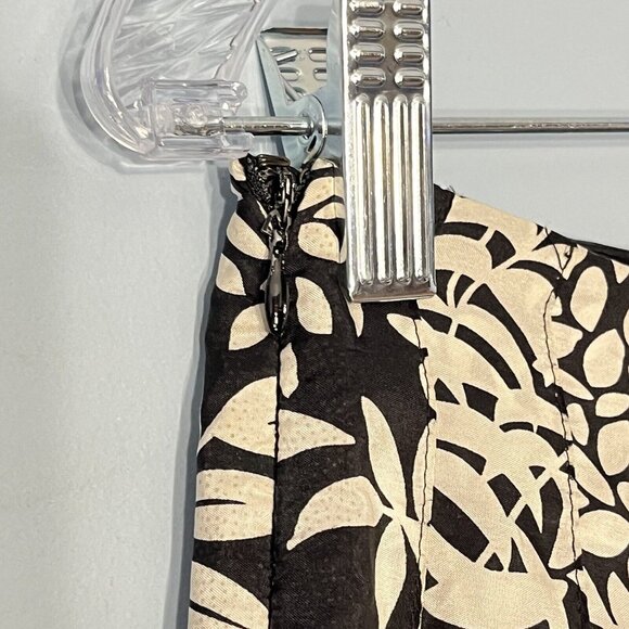 White House Black Market Silk Floral A-Line Skirt‎ Size 2 Pleated Embroidered - Picture 7 of 12